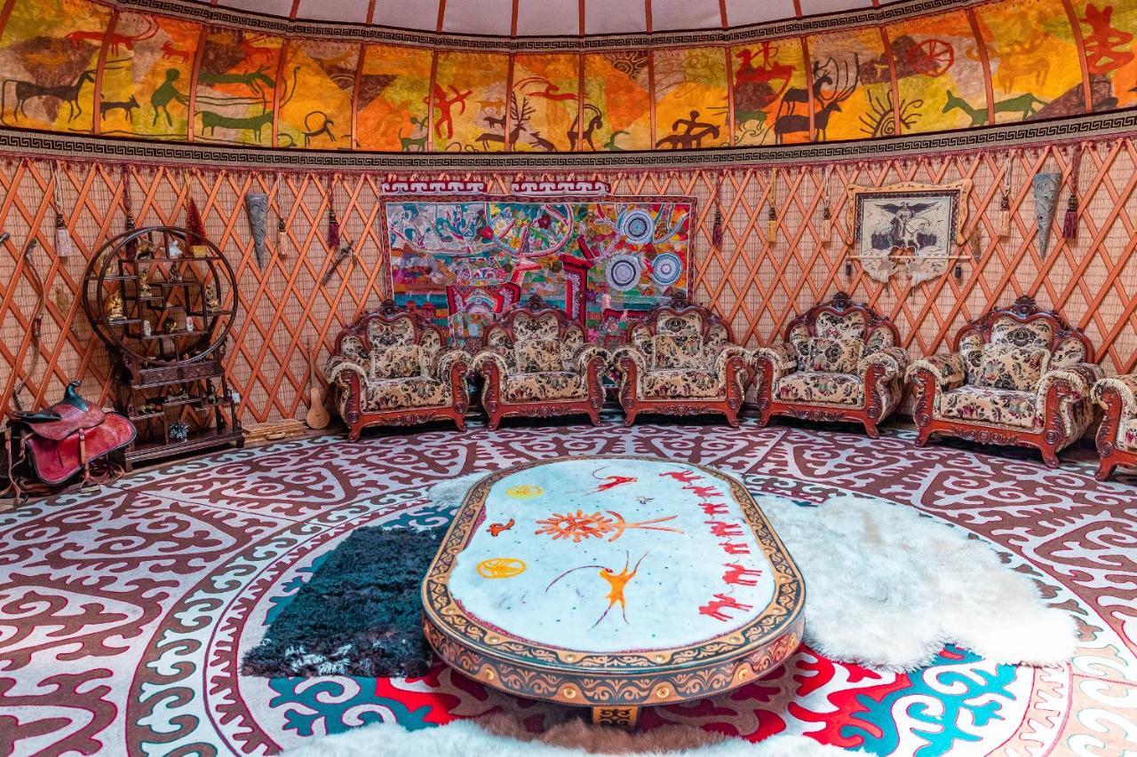 Gоlden Dragon Villa Hotel Bischkek Exterior foto