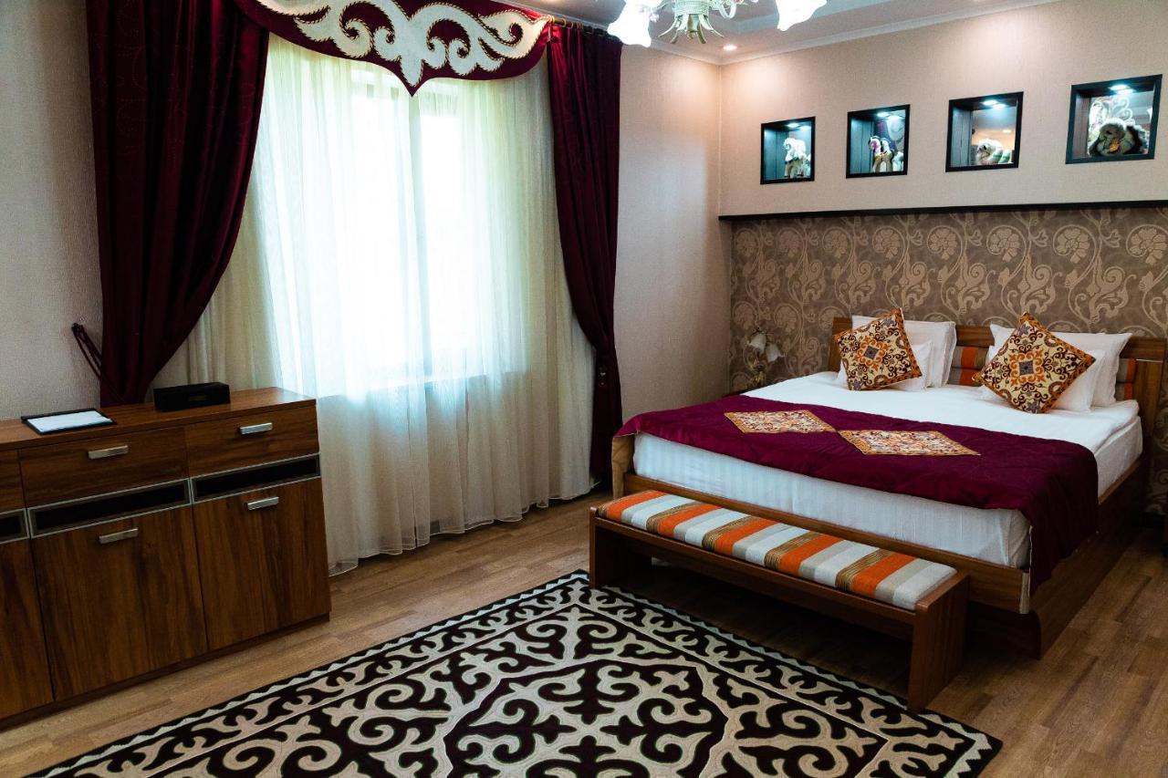 Gоlden Dragon Villa Hotel Bischkek Exterior foto